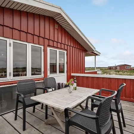 Sybilla - 700m From The Sea By Interhome Lakolk