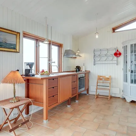 Sybilla - 700m From The Sea By Interhome * Lakolk