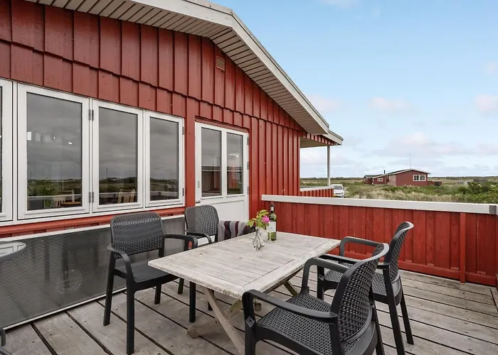 Sybilla - 700m From The Sea By Interhome Lakolk